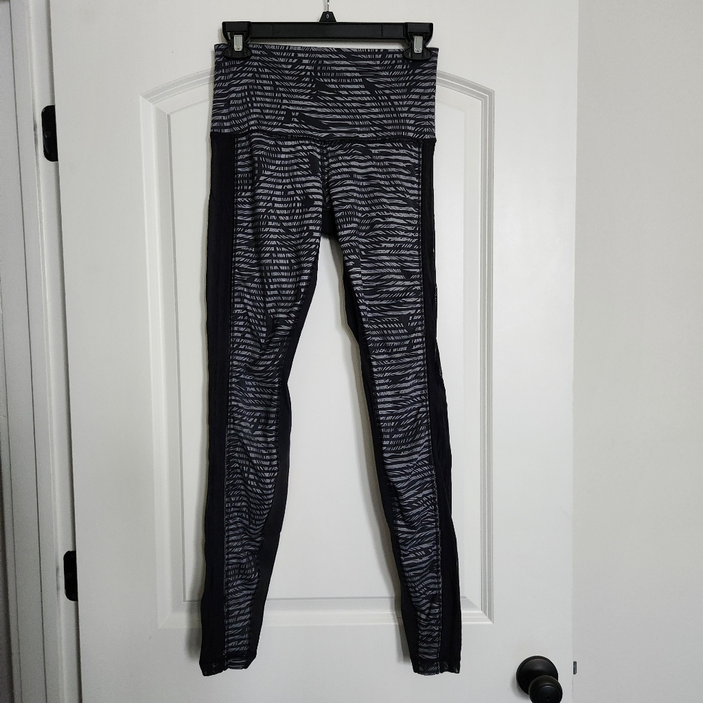 Lululemon Mesh Side Leggins